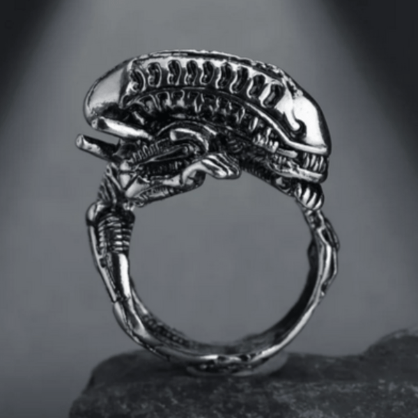 skull ring, skull ring jewelry, ring of skull, biker ring, alien ring, skull rings for men, skull engagement rings, skull rings for women, skull wedding rings, biker rings for men,