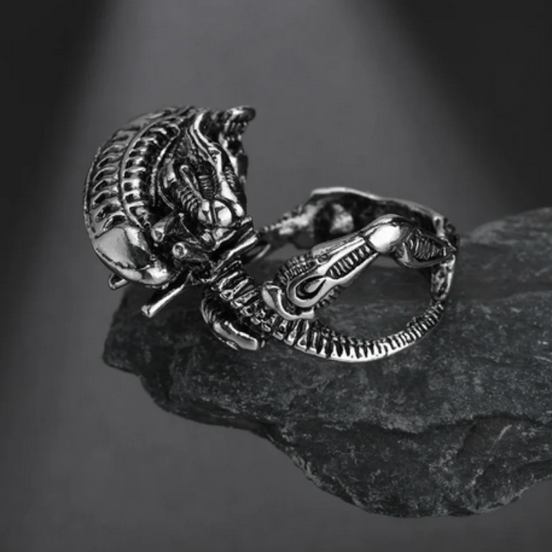 skull ring, skull ring jewelry, ring of skull, biker ring, alien ring, skull rings for men, skull engagement rings, skull rings for women, skull wedding rings, biker rings for men,