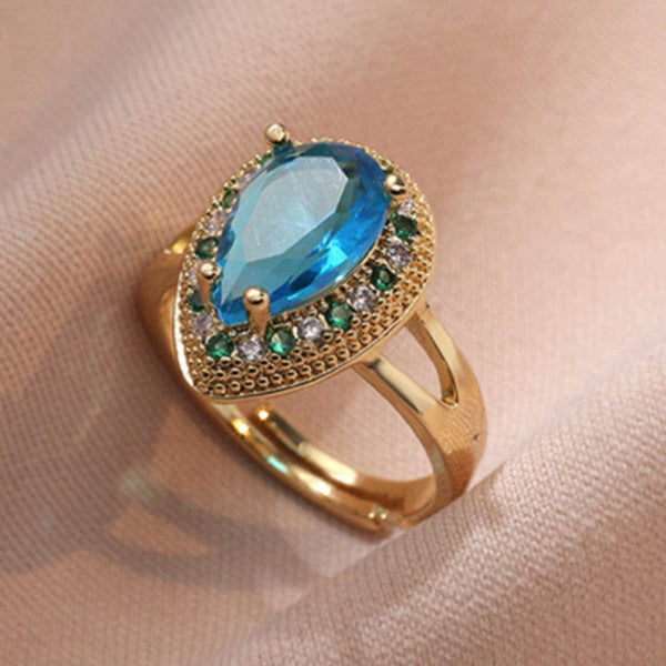 Blue sapphire and diamond gold ring, blue sapphire diamond gold ring, gold ring with blue sapphire and diamonds, blue diamond ring, Blue Nile diamonds, blue and diamond ring, diamond blue ring, blue ring with diamonds, diamond ring with blue, diamond ring with blue diamond, ring diamond blue,