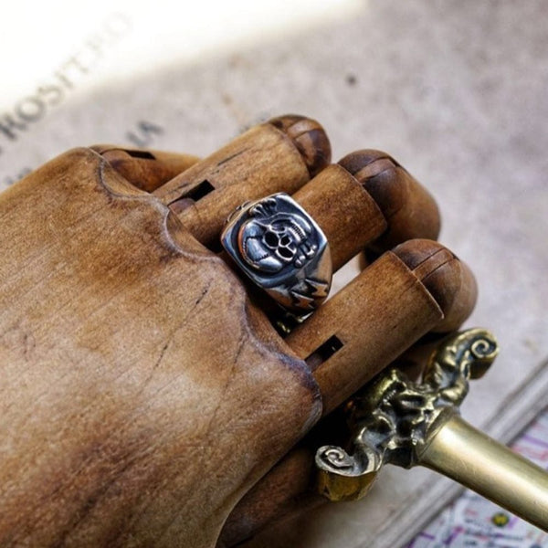 Skull Lightning Punk Ring - Retro Gothic Hip Hop Lightning Ring