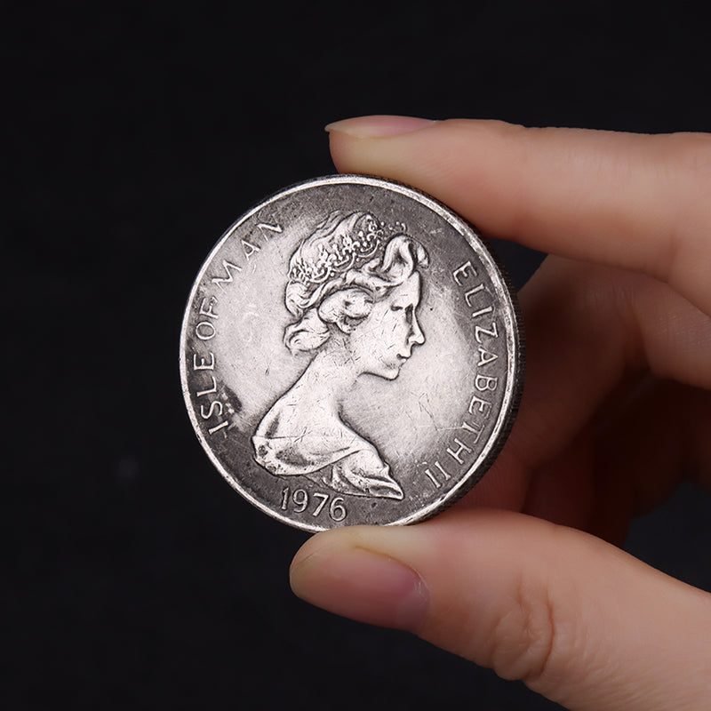 1976 Queen Elizabeth II Coin Old Queen Elizabeth