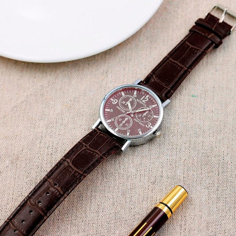 Luxurious Mechanical Watch with Leather Strap – Refined Minimalist Look