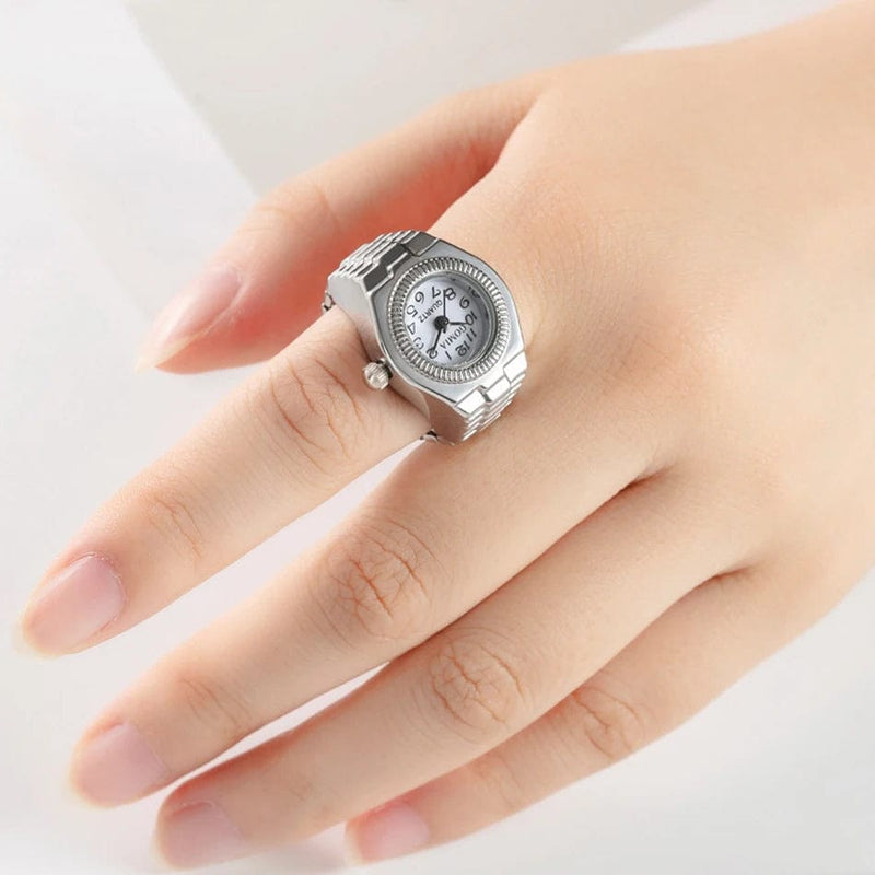 Sleek Steel Finger Ring Watch - Round Dial Quartz Mini Leopard Tiger Pattern