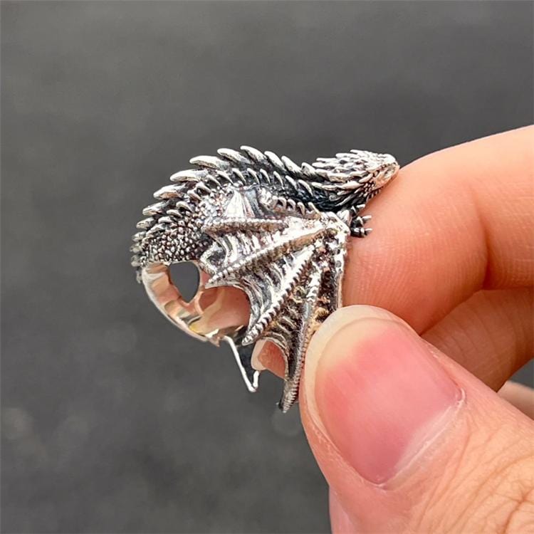 Dragon Ring, Family Ring, mothers ring, mothers ring with birthstones, saphira ring, dragon ring jewelry, ring with dragon, family birthstone ring, zales mothers ring, family crest rings,