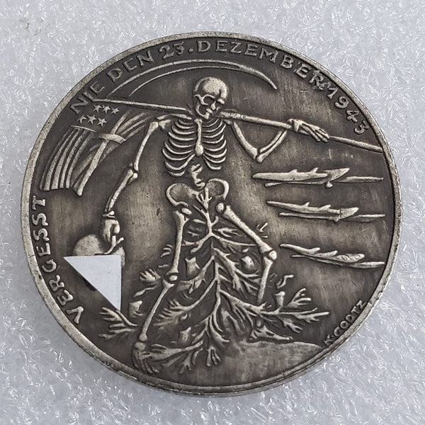 skull silver, william shakespeare 2 pound coin, silver skull, shakespeare 2 pound coin, skull 2 pound coin, william shakespeare 2 pound coin 2016, 2 pound coin with skull, 2 coin 2016 shakespeare, 2 coin 2016 william shakespeare, 2 coin shakespeare,