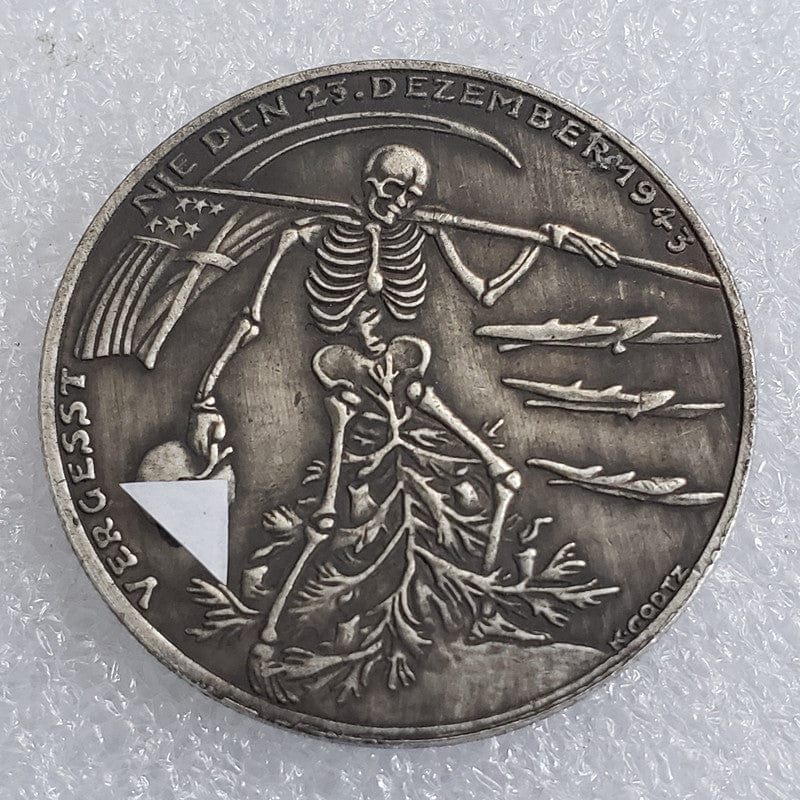 skull silver, william shakespeare 2 pound coin, silver skull, shakespeare 2 pound coin, skull 2 pound coin, william shakespeare 2 pound coin 2016, 2 pound coin with skull, 2 coin 2016 shakespeare, 2 coin 2016 william shakespeare, 2 coin shakespeare,